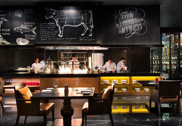 District Grillroom &amp; Bar